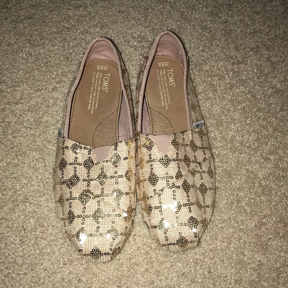Toms shoes